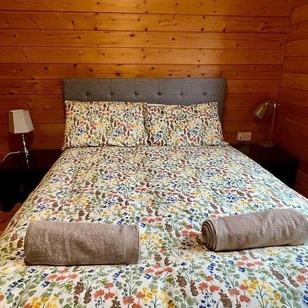 Lilly Lodge, Lake Pochard 사우스 체르니 외부 사진