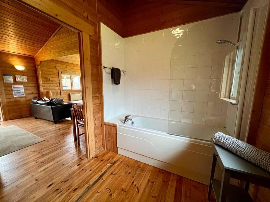 Lilly Lodge, Lake Pochard 사우스 체르니 외부 사진